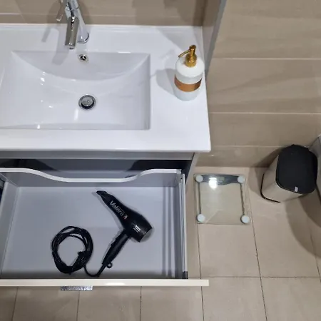 Skyaprt77m Jacuzzi Апартаменты
