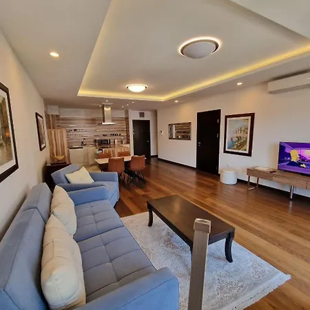 Skyaprt77m Jacuzzi Appartement Budva